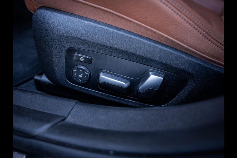 BMW 3-serie 330e High Executive - M-Sport l Kuip Stoelen l Pano l 360cam l ACC