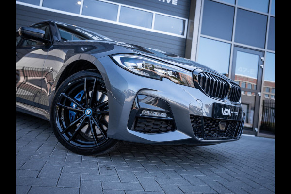 BMW 3-serie 330e High Executive - M-Sport l Kuip Stoelen l Pano l 360cam l ACC