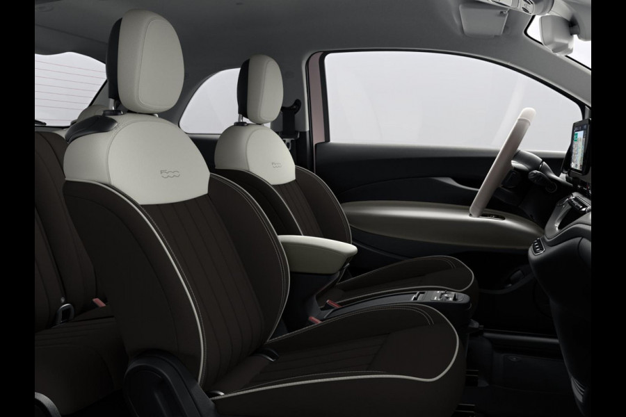 Fiat 500E La Prima 42 kWh | Uit voorraad leverbaar | Panoramadak | Adapt. Cruise | Pack Top Plus | Camera | Leder | Apple Carplay