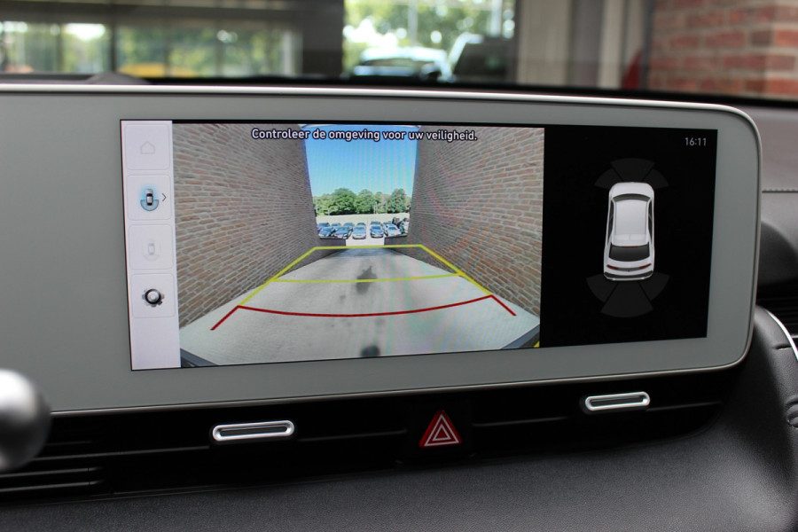 Hyundai IONIQ 5 Connect+ 73kWh / SoH 86,2% / Camera / Head-up / Leder / CarPlay / V2L / 19'' / Warmtepomp / Stoelverwarming / Dodehoek / DAB / ACC