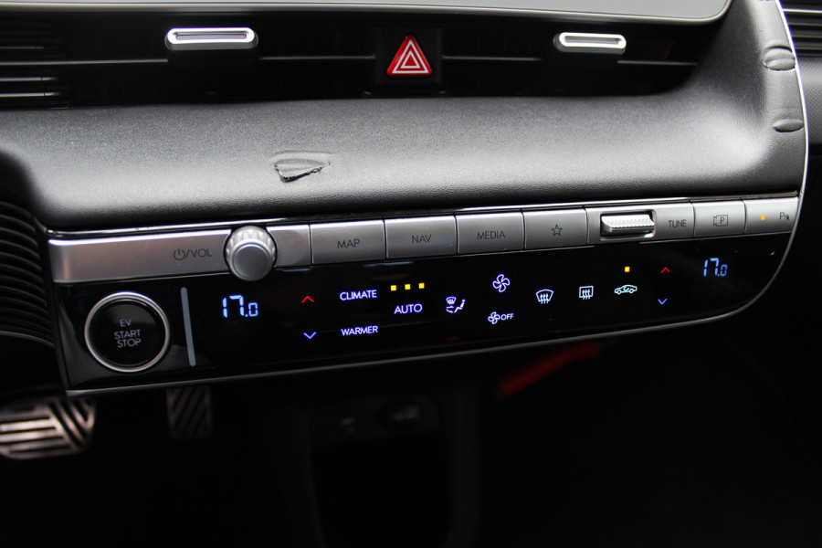 Hyundai IONIQ 5 Connect+ 73kWh / SoH 86,2% / Camera / Head-up / Leder / CarPlay / V2L / 19'' / Warmtepomp / Stoelverwarming / Dodehoek / DAB / ACC