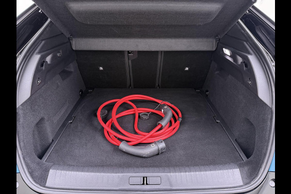 Peugeot E-3008 GT 73 kWh SOH 94% | VOOR & ACHTERSTOELEN VERWARMD | STUURVERWARMING | MEM. SEAT | STOEL MASSAGE | 360 CAMERA | DIRECT LEVERBAAR! | ADAP. CRUISE | VOLLEDIGE FABRIEKS GARANTIE TM 03-2027 |