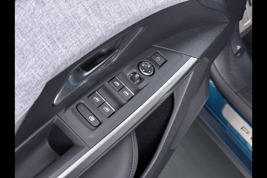 Peugeot E-3008 GT 73 kWh SOH 94% | VOOR & ACHTERSTOELEN VERWARMD | STUURVERWARMING | MEM. SEAT | STOEL MASSAGE | 360 CAMERA | DIRECT LEVERBAAR! | ADAP. CRUISE | VOLLEDIGE FABRIEKS GARANTIE TM 03-2027 |