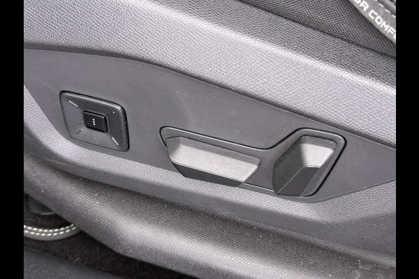Peugeot E-3008 GT 73 kWh SOH 94% | VOOR & ACHTERSTOELEN VERWARMD | STUURVERWARMING | MEM. SEAT | STOEL MASSAGE | 360 CAMERA | DIRECT LEVERBAAR! | ADAP. CRUISE | VOLLEDIGE FABRIEKS GARANTIE TM 03-2027 |