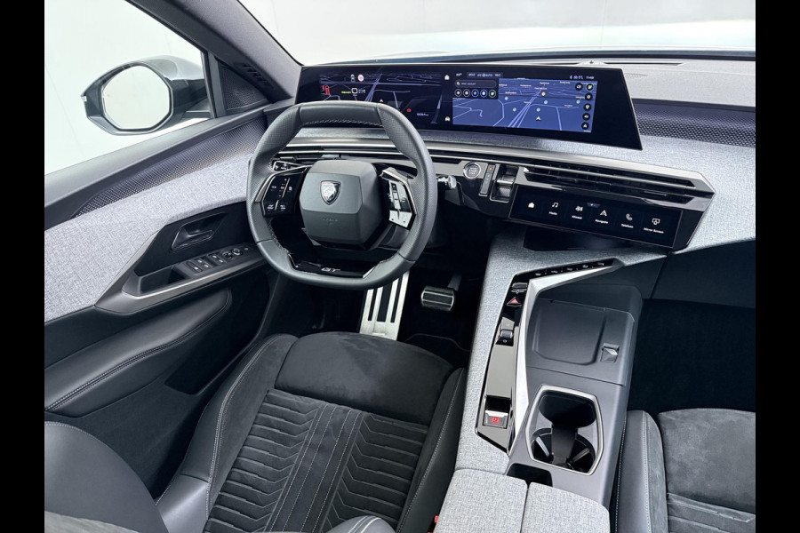 Peugeot E-3008 GT 73 kWh SOH 94% | VOOR & ACHTERSTOELEN VERWARMD | STUURVERWARMING | MEM. SEAT | STOEL MASSAGE | 360 CAMERA | DIRECT LEVERBAAR! | ADAP. CRUISE | VOLLEDIGE FABRIEKS GARANTIE TM 03-2027 |