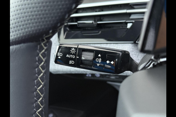Peugeot E-3008 GT 73 kWh SOH 94% | VOOR & ACHTERSTOELEN VERWARMD | STUURVERWARMING | MEM. SEAT | STOEL MASSAGE | 360 CAMERA | DIRECT LEVERBAAR! | ADAP. CRUISE | VOLLEDIGE FABRIEKS GARANTIE TM 03-2027 |
