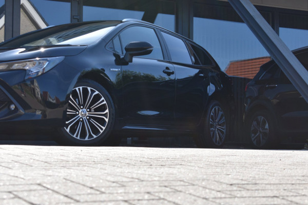 Toyota Corolla Touring Sports 1.8 Hybrid | CAMERA | STOELVERWARMING | APPLE CARPLAY | ANDROID AUTO | NAP