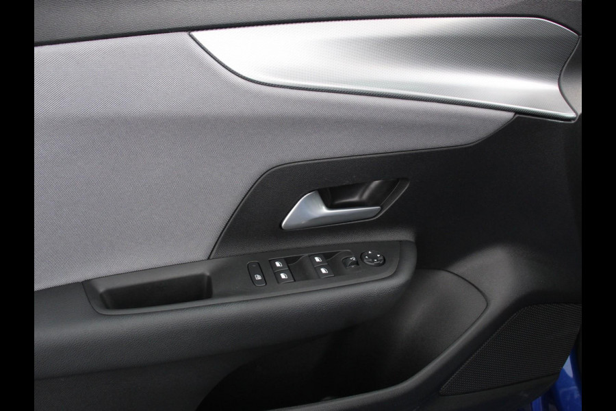 Opel Mokka 1.2 Turbo Hybrid Edition Navigatie Apple Carplay/Android Auto Camera Parkeersensoren Adaptieve Cruise Control Stoel- en stuurverwarming Dodehoek assistent Climate Control Virtual Cockpit Full led Lichtmetalen velgen