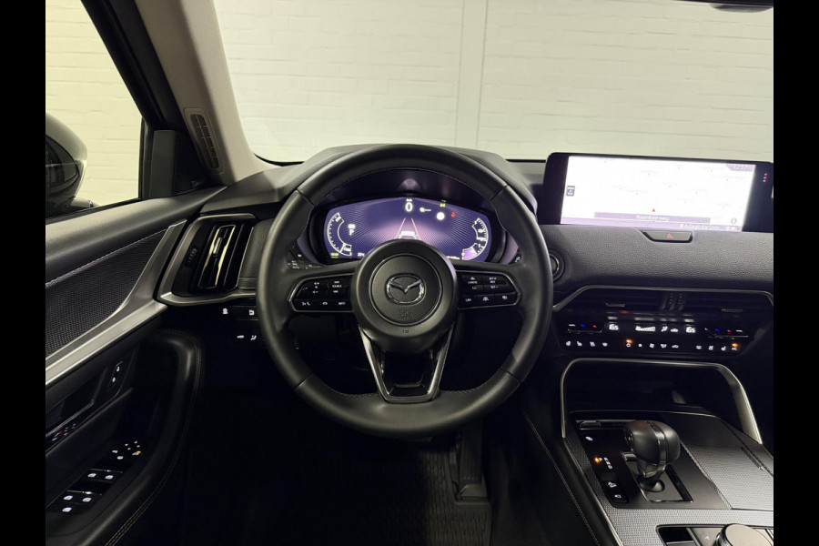 Mazda CX-60 2.5 e-SkyActiv PHEV Homura Trekhaak | Adapt. cruise | Stoelventilatie | 360 camera | Head-up | Stuur-/Stoelverwarming | Bose | Dodehoek | Achterbank verwarmd