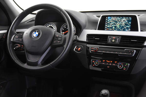 BMW X1 sDrive18i *1ste Eigenaar*Leer*Navigatie*Trekhaak*Carplay*