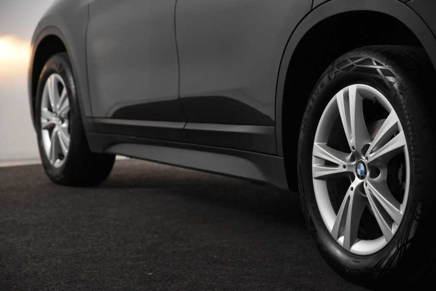 BMW X1 sDrive18i *1ste Eigenaar*Leer*Navigatie*Trekhaak*Carplay*