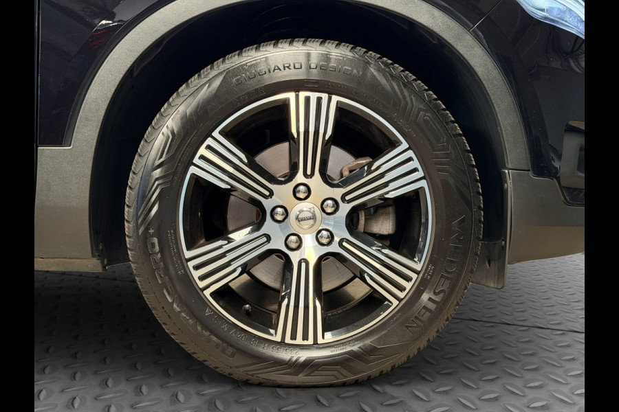 Volvo XC40 2.0 T4 AWD Inscription |Leder|Afn.Trekhaak|Camera|ACC|Lane Assistist|Dodehoek Assistent