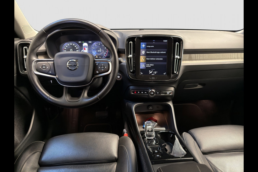 Volvo XC40 2.0 T4 AWD Inscription |Leder|Afn.Trekhaak|Camera|ACC|Lane Assistist|Dodehoek Assistent