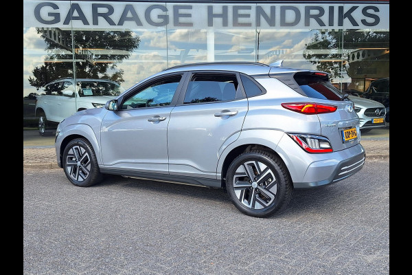 Hyundai Kona EV Comfort Smart 64 kWh | SOH: 97,3% | 3 Fase | Warmtepomp | Climate | Stoel-verwarming | Camera | CC |