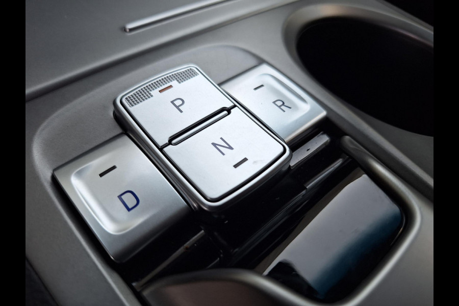 Hyundai Kona EV Comfort Smart 64 kWh | SOH: 97,3% | 3 Fase | Warmtepomp | Climate | Stoel-verwarming | Camera | CC |