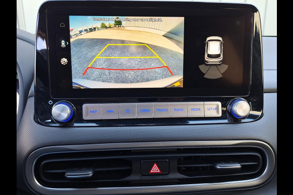 Hyundai Kona EV Comfort Smart 64 kWh | SOH: 97,3% | 3 Fase | Warmtepomp | Climate | Stoel-verwarming | Camera | CC |