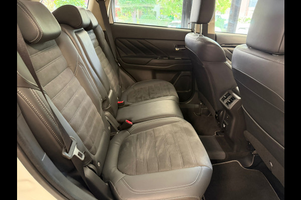 Mitsubishi Outlander 2.4 PHEV AUT. PLUG-IN CAMERA NAVIGATIE STOELVERWARMING PDC KEYLESS-GO CRUISE
