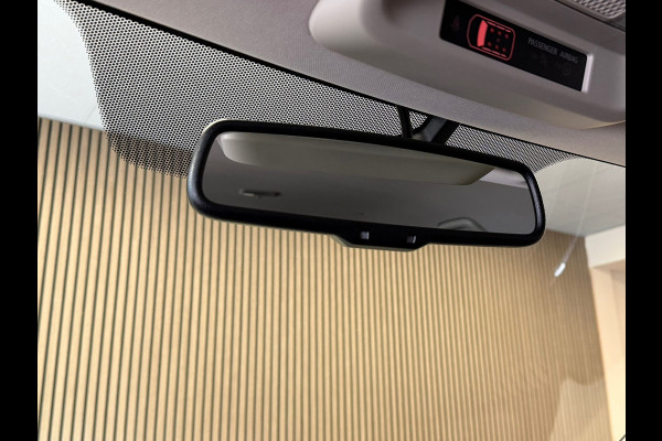 Mitsubishi Outlander 2.4 PHEV AUT. PLUG-IN CAMERA NAVIGATIE STOELVERWARMING PDC KEYLESS-GO CRUISE