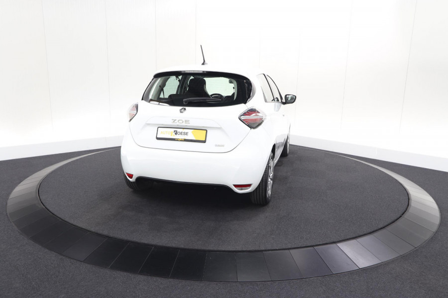 Renault ZOE R110 Life 50 | SOH 90,4% | Huuraccu | 3 fase laadfunctie | Apple Carplay | Cruise Control | Armsteun