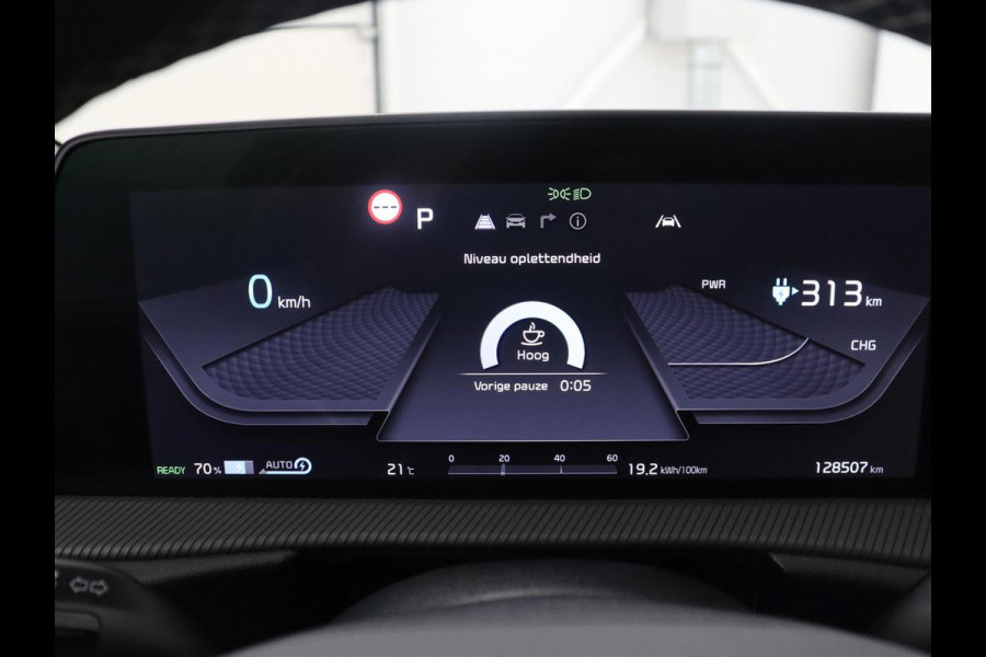 Kia EV6 GT-Line 77.4 kWh | SOH 95% | Trekhaak | Panoramadak | Head up | Adaptive cruise | 360 camera | Stoelventilatie | Stuur/stoel verwarming | Memory | Meridian Sound | Carplay |