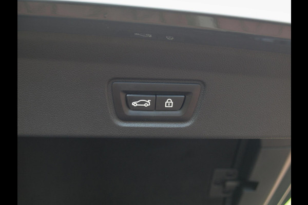 BMW i4 eDrive40 High Executive 84 kWh | SOH 98% | M-Pakket | Schuifdak | Sfeerverlichting | Led-Laser | Harman Kardon | Camera |