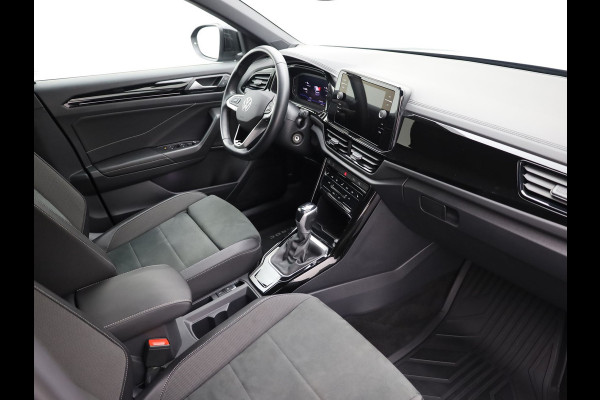 Volkswagen T-Roc 1.5 TSI Style | Trekhaak afnb. | Black Style | IQ light | Side Assist | Camera | Prijs Rijklaar !!