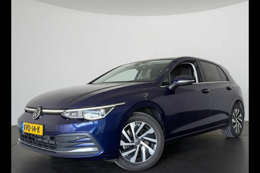 Volkswagen Golf 204PK E-HYBRIDE DSG STYLE ALCANTARA/NAVI/CARPLAY