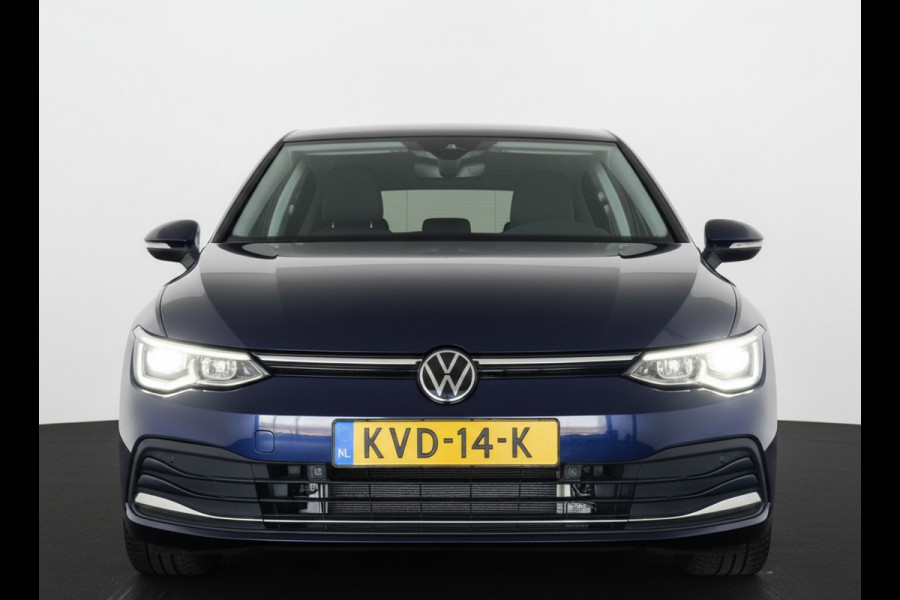 Volkswagen Golf 204PK E-HYBRIDE DSG STYLE ALCANTARA/NAVI/CARPLAY