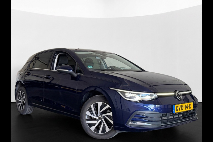 Volkswagen Golf 204PK E-HYBRIDE DSG STYLE ALCANTARA/NAVI/CARPLAY