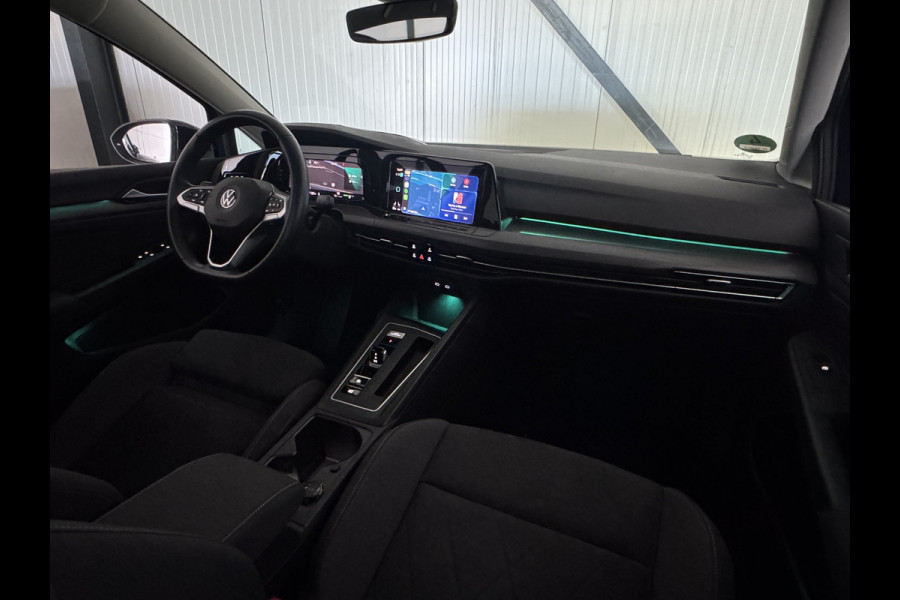 Volkswagen Golf 204PK E-HYBRIDE DSG STYLE ALCANTARA/NAVI/CARPLAY