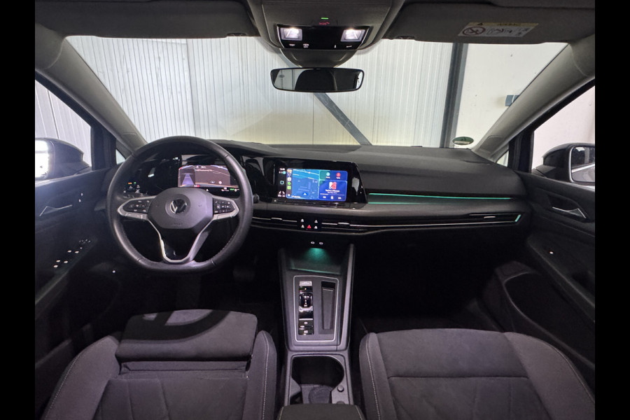 Volkswagen Golf 204PK E-HYBRIDE DSG STYLE ALCANTARA/NAVI/CARPLAY
