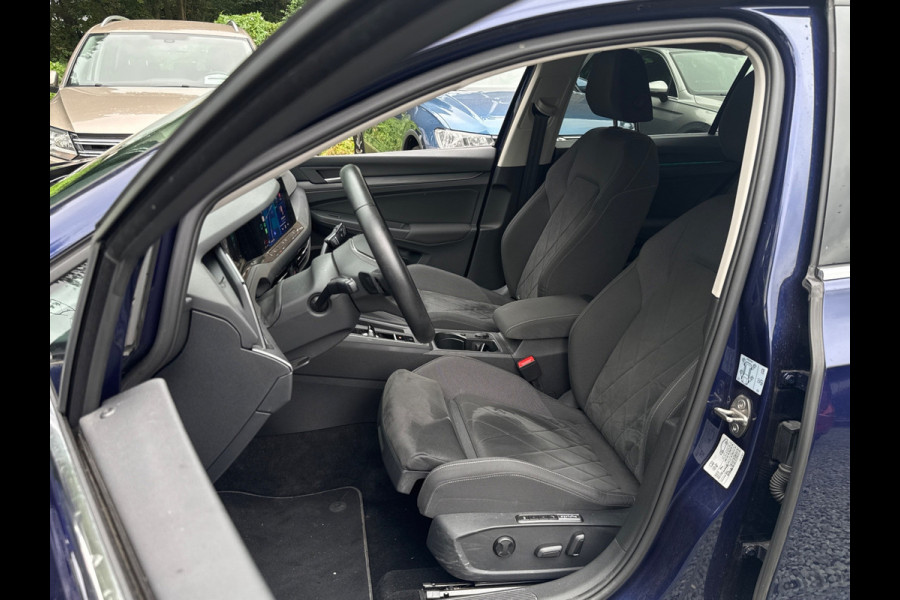 Volkswagen Golf 204PK E-HYBRIDE DSG STYLE ALCANTARA/NAVI/CARPLAY