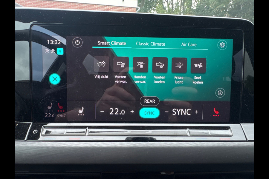Volkswagen Golf 204PK E-HYBRIDE DSG STYLE ALCANTARA/NAVI/CARPLAY