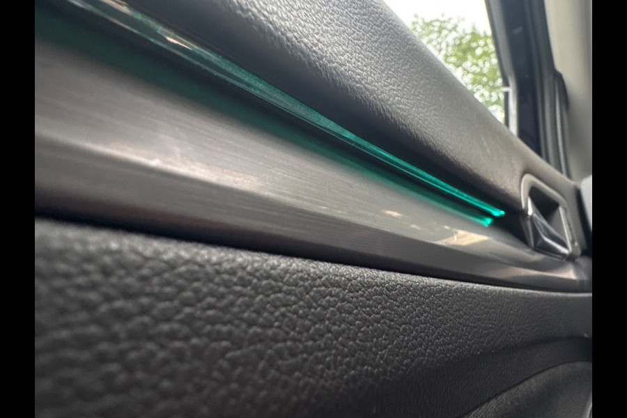 Volkswagen Golf 204PK E-HYBRIDE DSG STYLE ALCANTARA/NAVI/CARPLAY