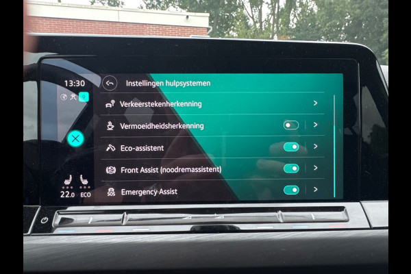 Volkswagen Golf 204PK E-HYBRIDE DSG STYLE ALCANTARA/NAVI/CARPLAY