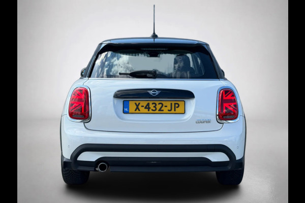 MINI 5-deurs 1.5 Cooper Camden Edition(NL-auto, 1e Eig, Dealer OndH, Carplay, PDC, Climate Con, Cruise Con, Navi, etc)