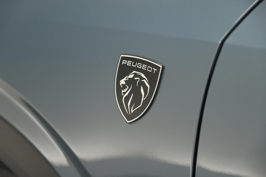 Peugeot 5008 1.2 Hybrid 136 GT 7p | Adaptieve Cruise control | Elektrische Kofferklep | Stoelverwarming