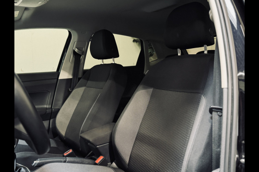 Volkswagen Polo 1.0 TSI Life | Camera | CarPlay | Navi