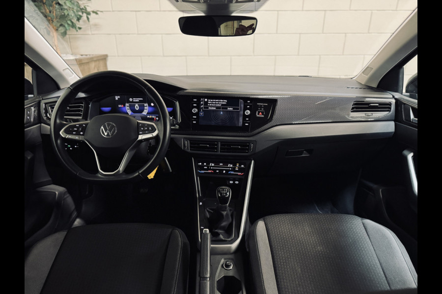 Volkswagen Polo 1.0 TSI Life | Camera | CarPlay | Navi