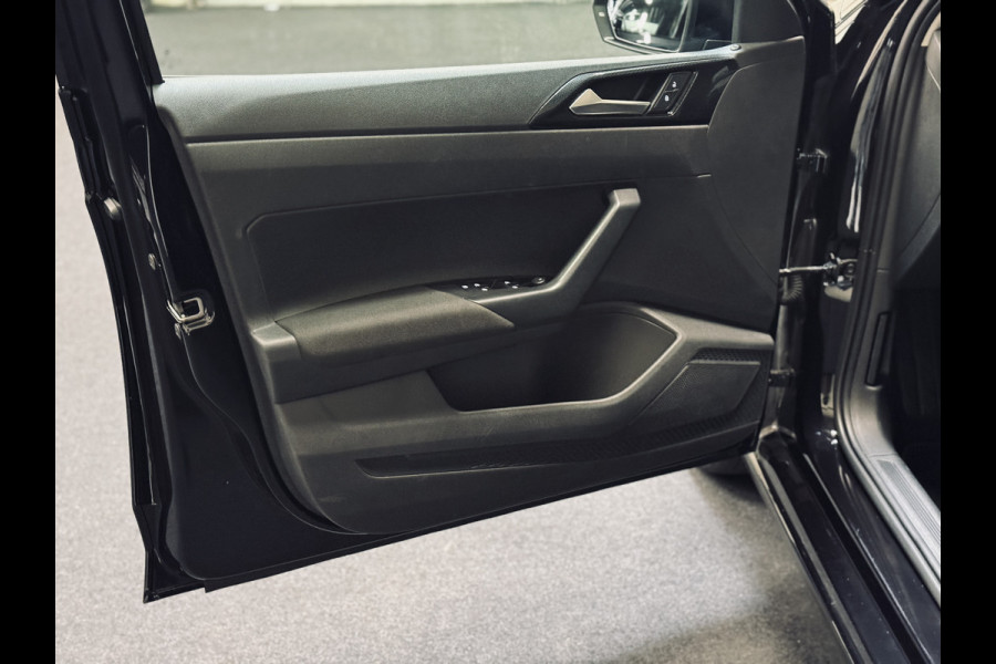 Volkswagen Polo 1.0 TSI Life | Camera | CarPlay | Navi