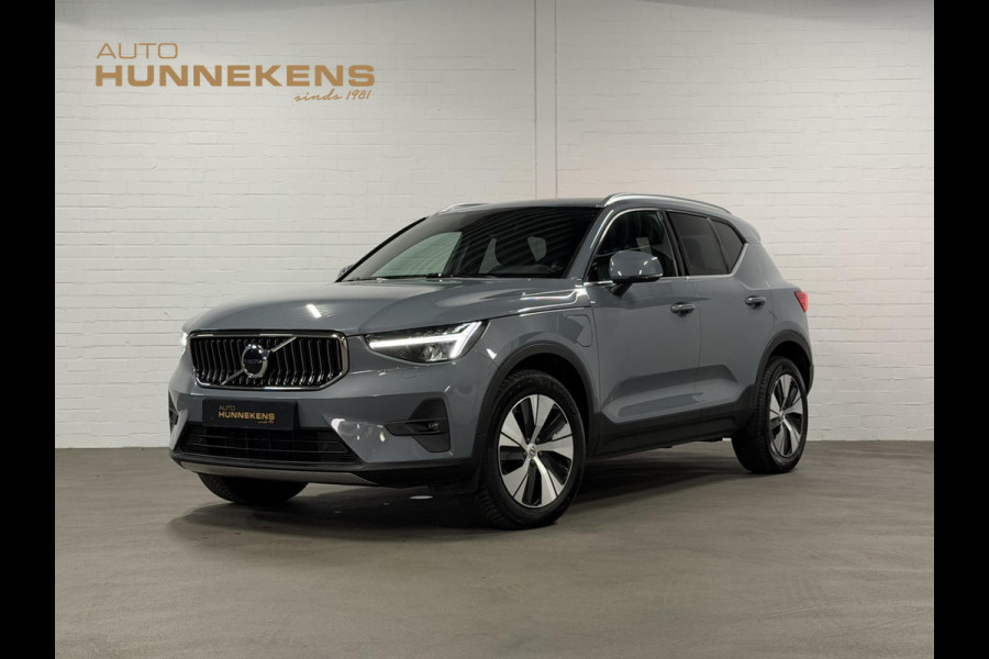 Volvo XC40 1.5 T4 Plug-in hybrid Plus Bright Adapt. cruise | Stuur-/Stoelverwarming | Harman/Kardon | Verwarmde voorruit | Achteruitrij camera | Bliss | Memory