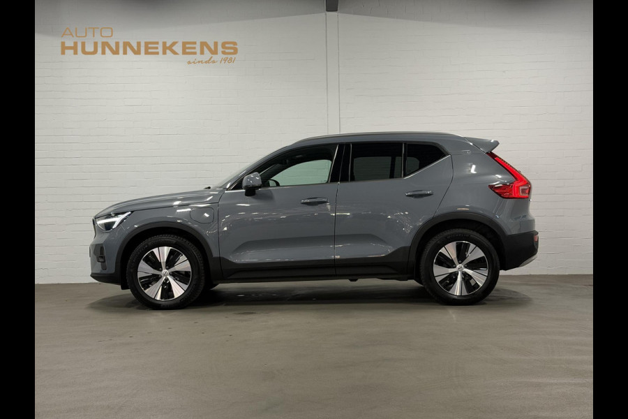 Volvo XC40 1.5 T4 Plug-in hybrid Plus Bright Adapt. cruise | Stuur-/Stoelverwarming | Harman/Kardon | Verwarmde voorruit | Achteruitrij camera | Bliss | Memory