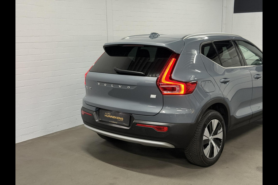 Volvo XC40 1.5 T4 Plug-in hybrid Plus Bright Adapt. cruise | Stuur-/Stoelverwarming | Harman/Kardon | Verwarmde voorruit | Achteruitrij camera | Bliss | Memory