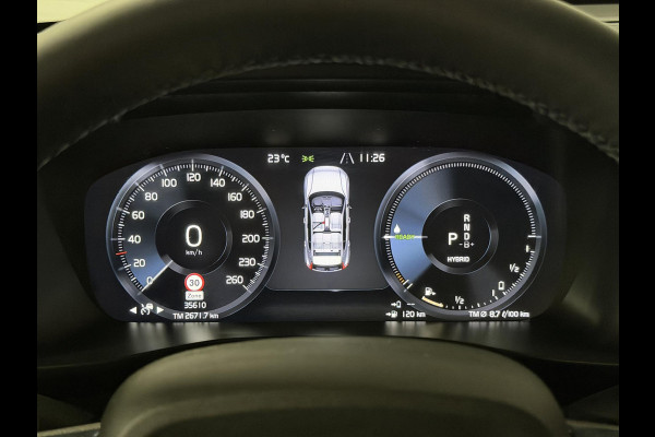 Volvo XC40 1.5 T4 Plug-in hybrid Plus Bright Adapt. cruise | Stuur-/Stoelverwarming | Harman/Kardon | Verwarmde voorruit | Achteruitrij camera | Bliss | Memory