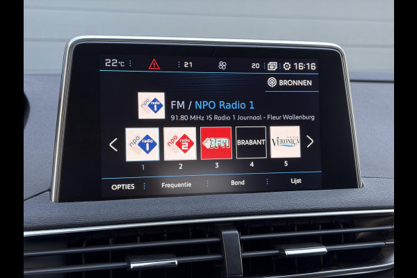 Peugeot 3008 1.2 PureTech Allure ✓1e Eigenaar✓D-riem vv 2024✓360° Camera✓Navi✓Trekhaak✓Carplay✓131pk✓Dealer Onderhouden✓Keyless✓Memory stoelen✓Halfleder✓Pdc V+A✓Stoelverw✓Dodehoeksensor✓17''Lm velgen✓N.A.P✓Apk tot 03-2027