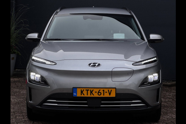 Hyundai Kona EV Fashion 64 kWh | 97% SOH | Camera | Winter Pack | Adaptive Cruise | Head-Up Display | Navigatie | Krell Sound