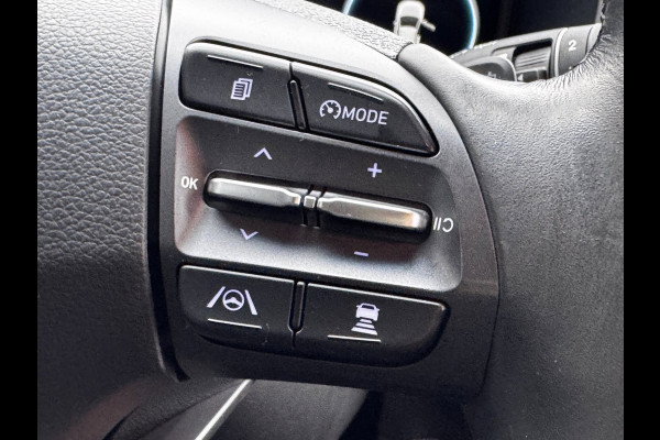 Hyundai Kona EV Fashion 64 kWh | 97% SOH | Camera | Winter Pack | Adaptive Cruise | Head-Up Display | Navigatie | Krell Sound
