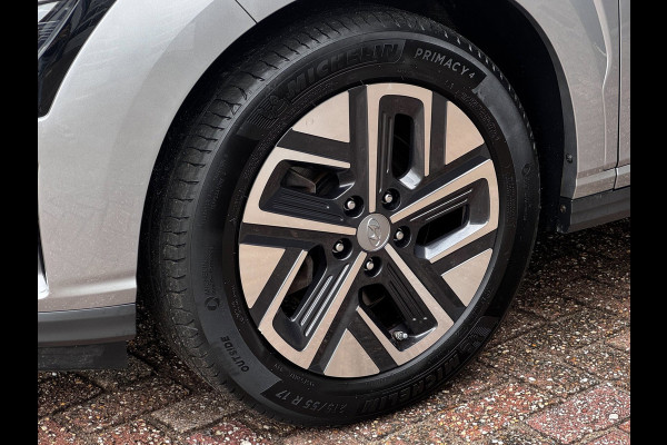 Hyundai Kona EV Fashion 64 kWh | 97% SOH | Camera | Winter Pack | Adaptive Cruise | Head-Up Display | Navigatie | Krell Sound