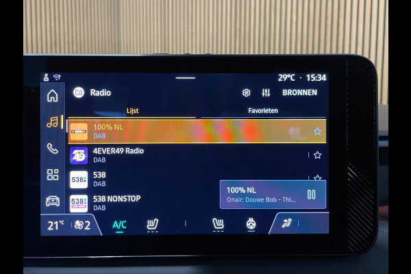 Nissan Micra EVOLVE 52 kWh|99,45% SOH|413KM WLTP|GROTE ACCU|ACC|CAMERA|CARPLAY|PDC V+A|STOEL+STUURVERWARMING|NAP|NL-AUTO|MARGE|