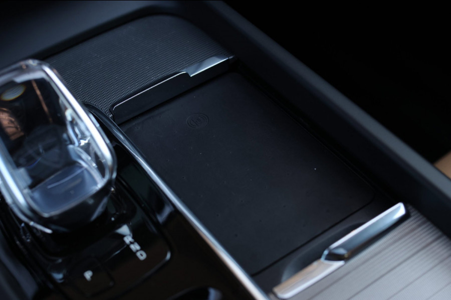 Volvo XC60 2.0 T8 Plug-in hybrid AWD Inscription *B&W*Pano*Massage*